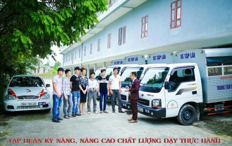 Điều Kiện & Lộ Trình Học Lái Xe Ô Tô Hiện Nay